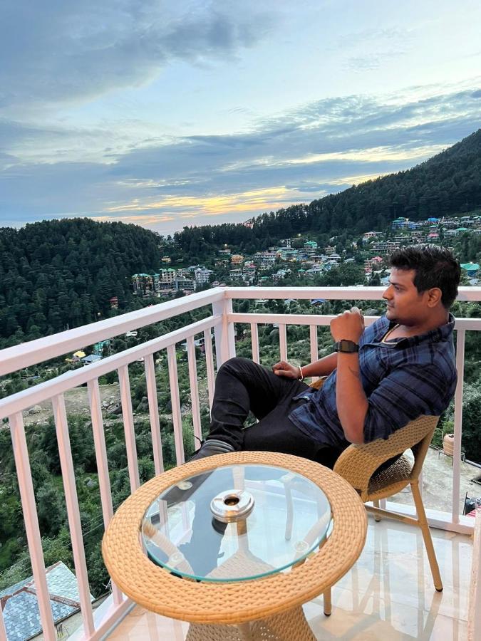 Highsky Resort Dharamshala Buitenkant foto