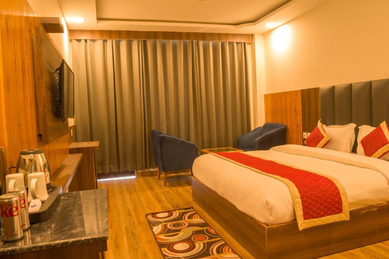 Highsky Resort Dharamshala Buitenkant foto