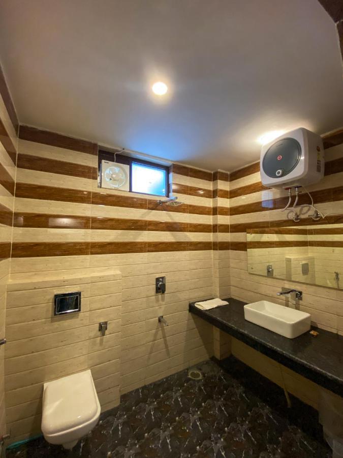 Highsky Resort Dharamshala Buitenkant foto