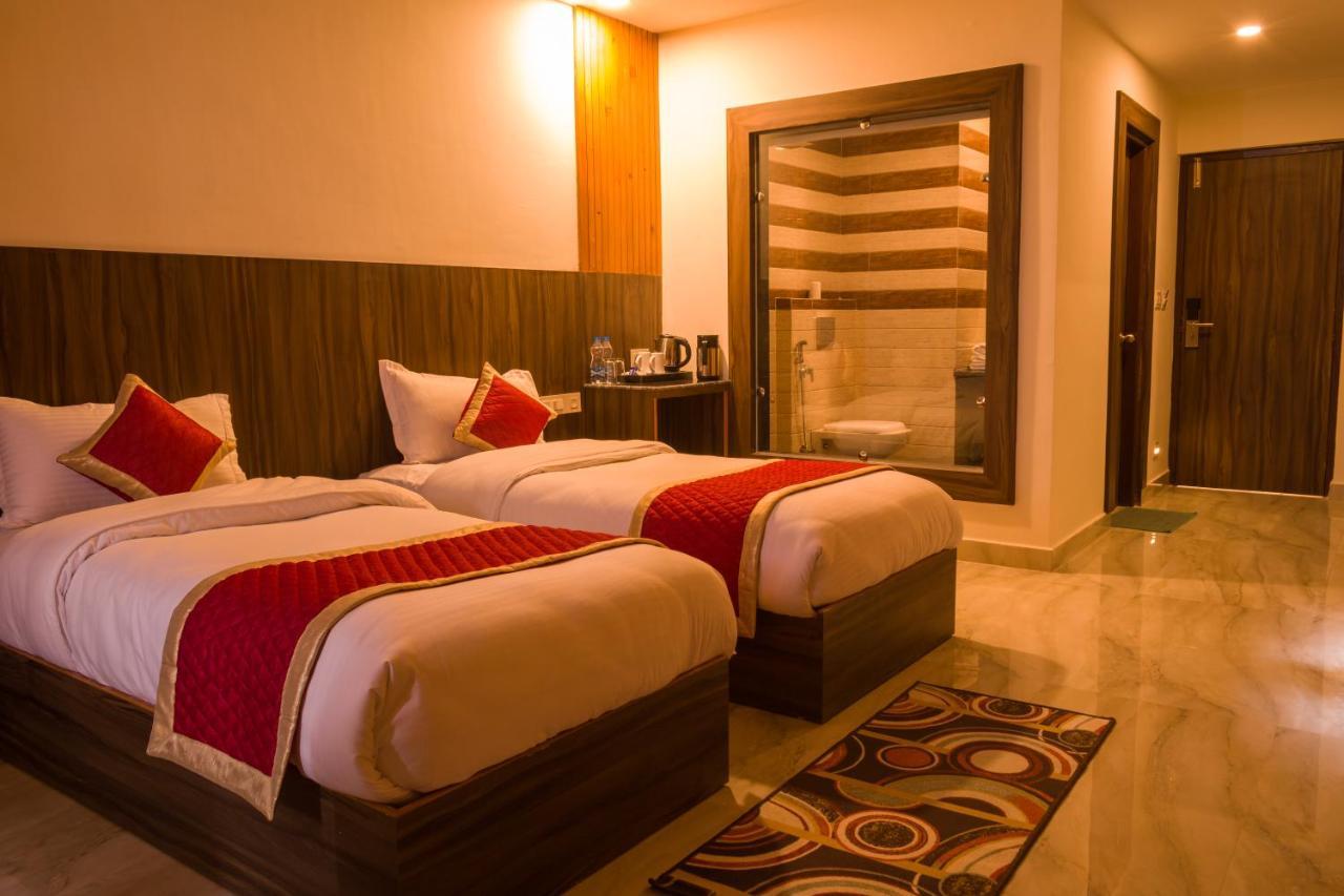 Highsky Resort Dharamshala Buitenkant foto