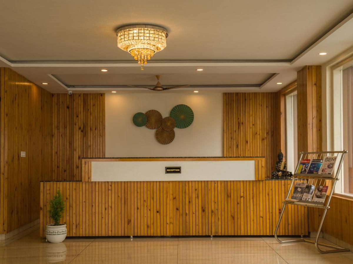 Highsky Resort Dharamshala Buitenkant foto