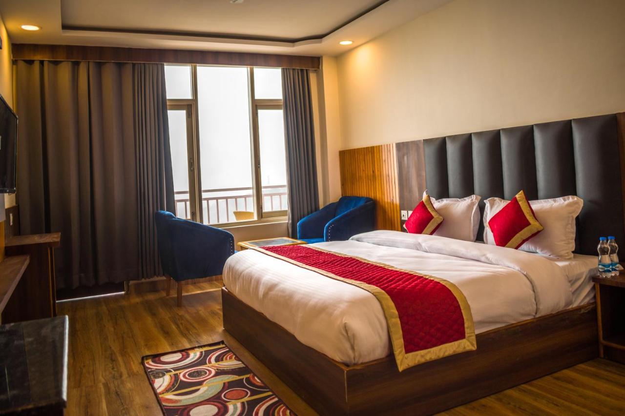 Highsky Resort Dharamshala Buitenkant foto