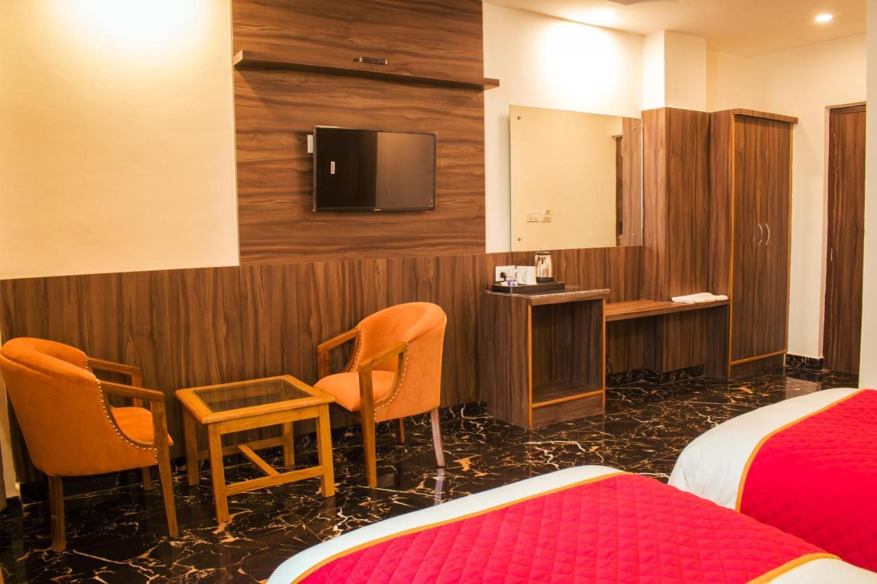 Highsky Resort Dharamshala Buitenkant foto